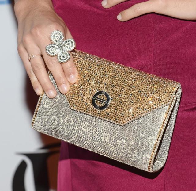 adrianna-costa-farbod-purse